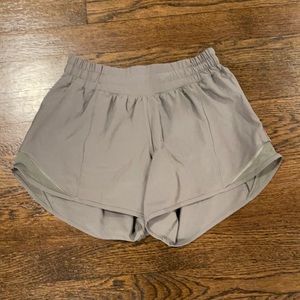 lululemon shorts size 4 tall